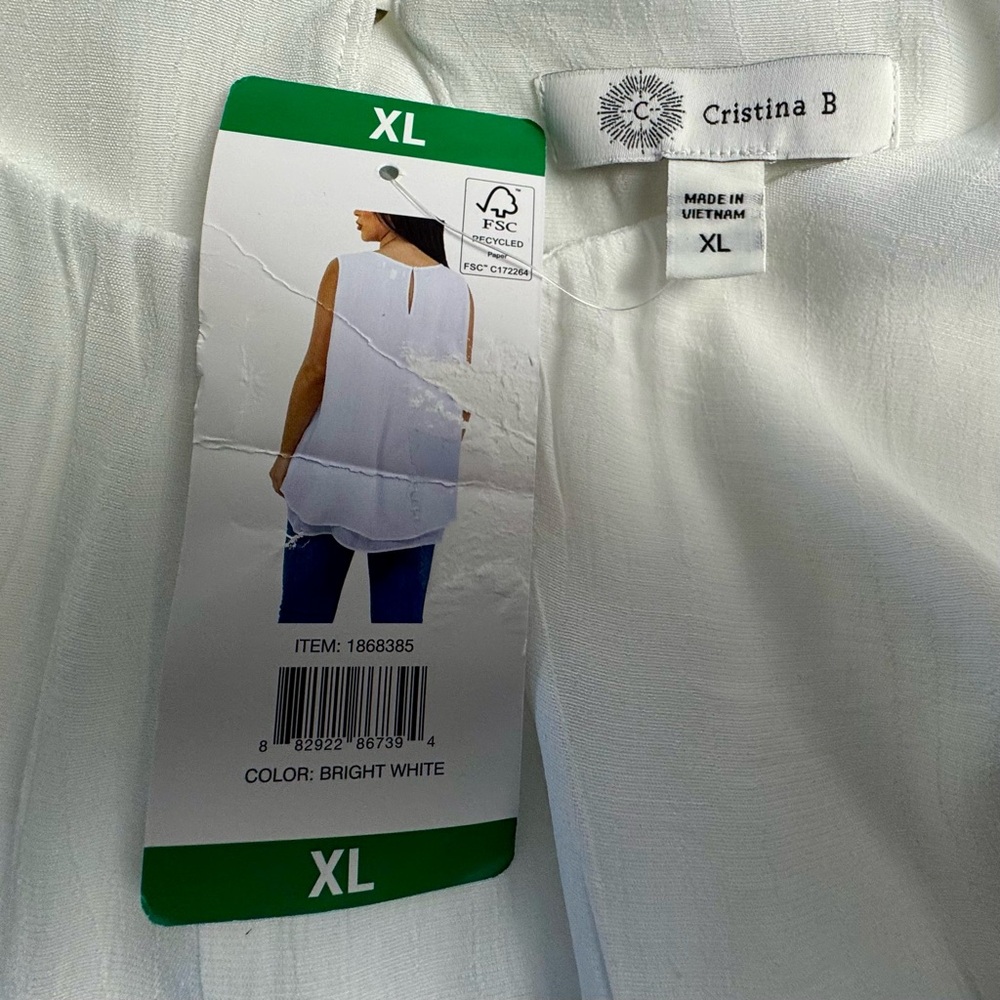 Cristina B Women's Sleeveless Blouse, White, XL
Christina Elegant White Top - Picture 11 of 11